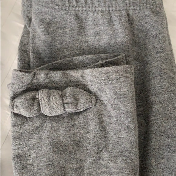 4-pr gray and print leggings - Picture 3 of 8